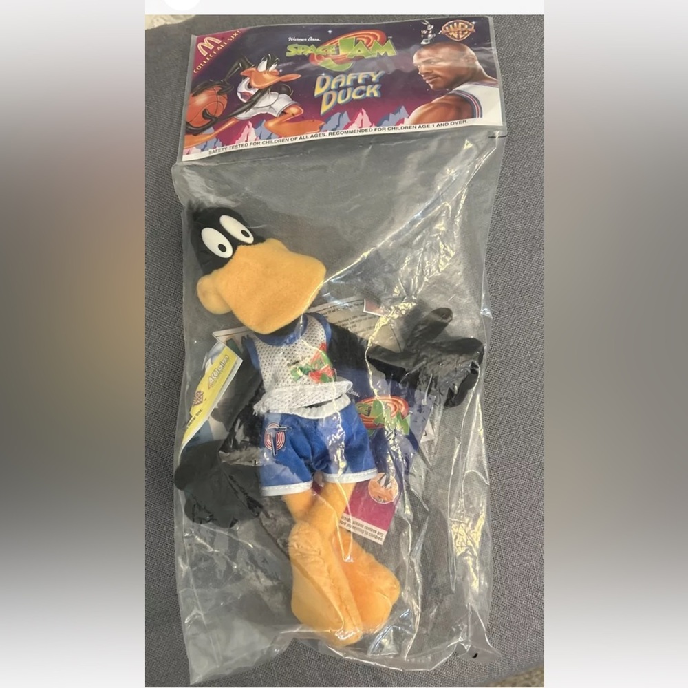 Space Jam unopened NIP plush Daffy Taz McDonalds Jordan